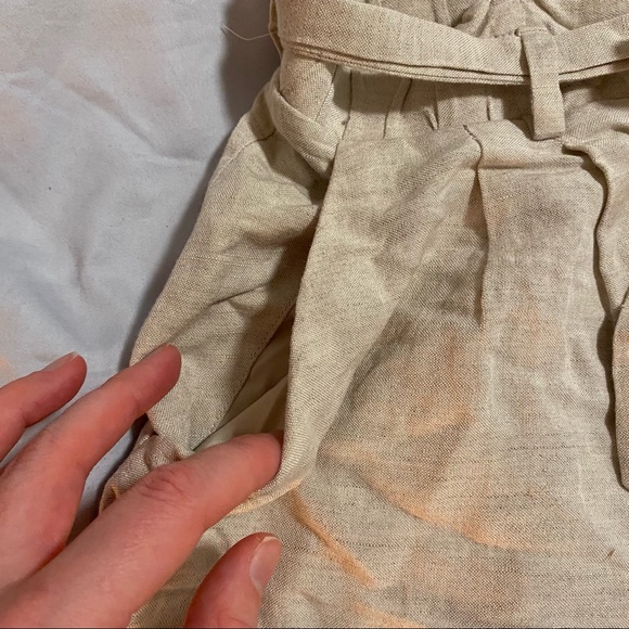 H&M Paperbag Linen blend shorts in beige, Size 10 NWT 💖 - Picture 5 of 9